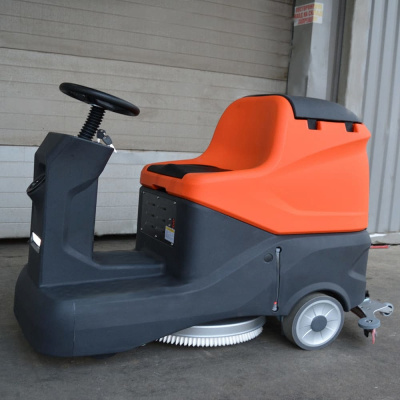 Высокопроизводительная поломоечная машина OXLIFT NR530 с управлением сидя