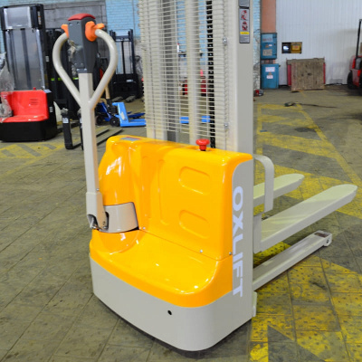 Самоходный штабелер AX 1035E OXLIFT 3500 мм 1000 кг