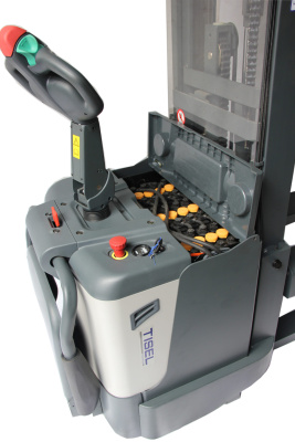 Самоходный штабелер ES12 DX260