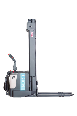Самоходный штабелер ES20 Li-Ion DX360 EPS